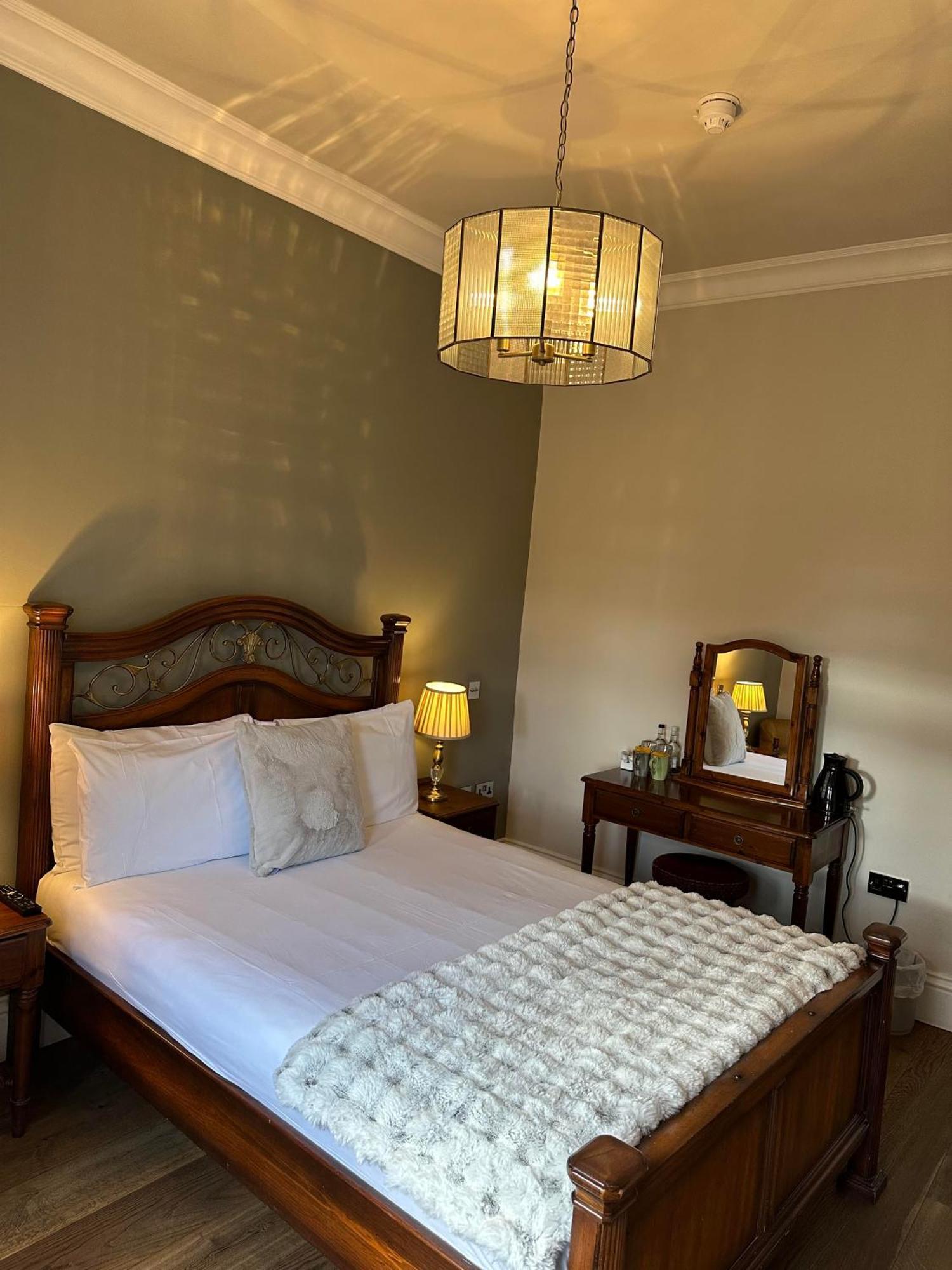 The Manor At Bickley Hotell Bromley Exteriör bild