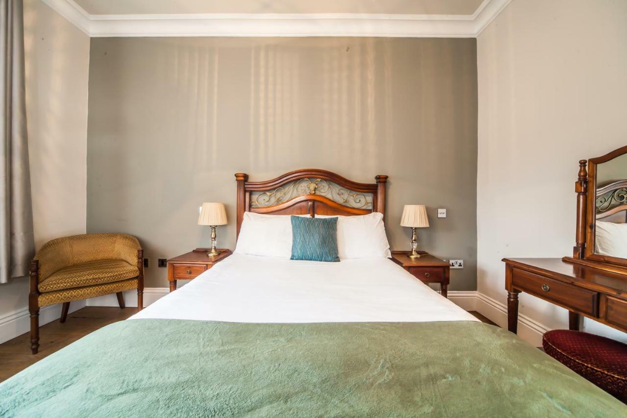 The Manor At Bickley Hotell Bromley Exteriör bild
